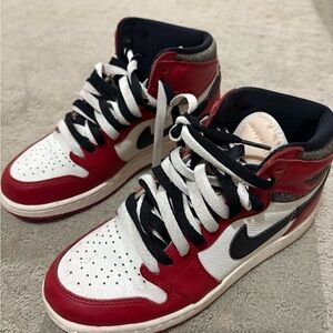 Air Jordan 1 Retro High OG "Chicago Lost & Found"